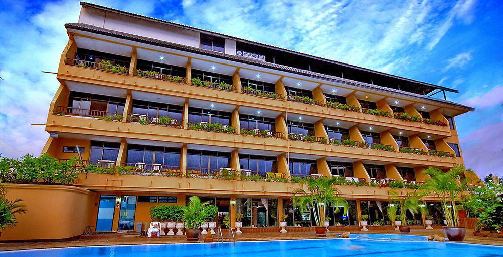 Suppamitr Villa Hotel Pattaya Exterior photo