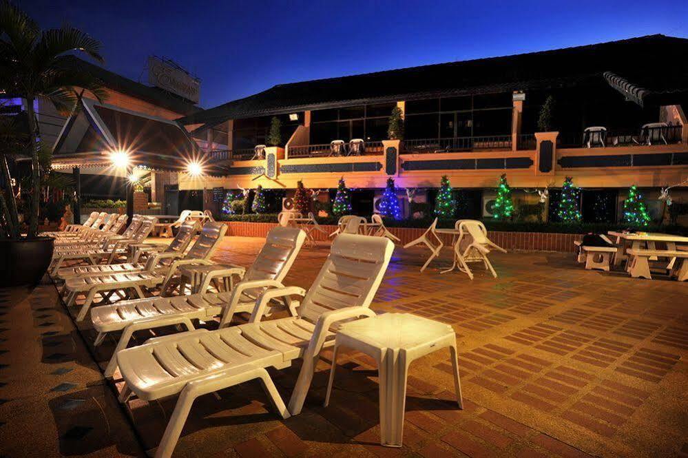 Suppamitr Villa Hotel Pattaya Exterior photo