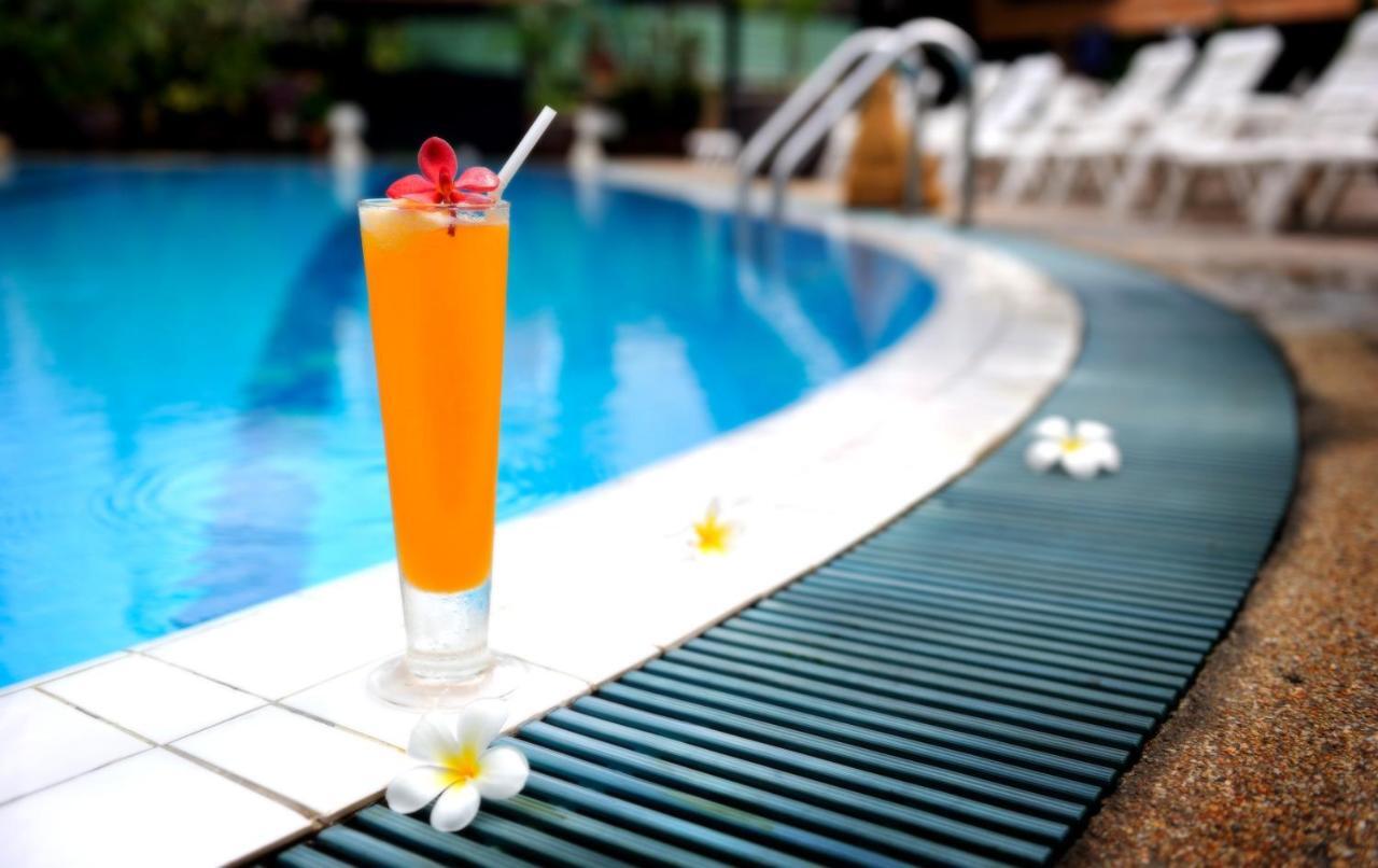 Suppamitr Villa Hotel Pattaya Exterior photo