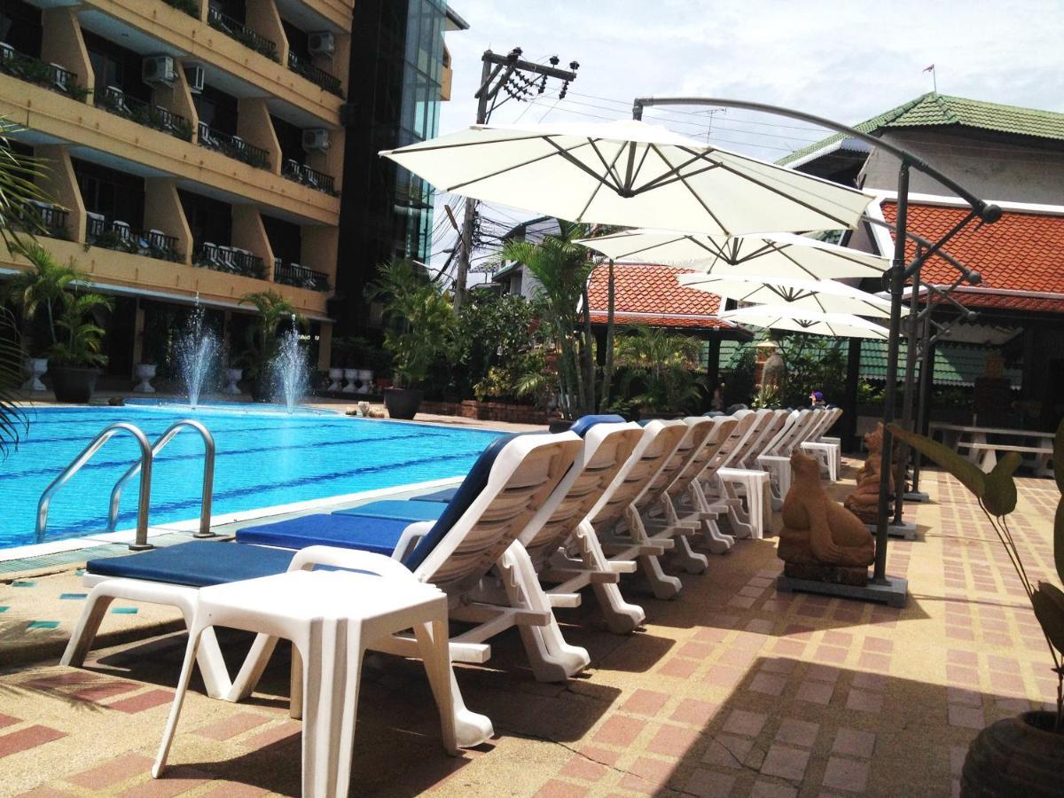 Suppamitr Villa Hotel Pattaya Exterior photo